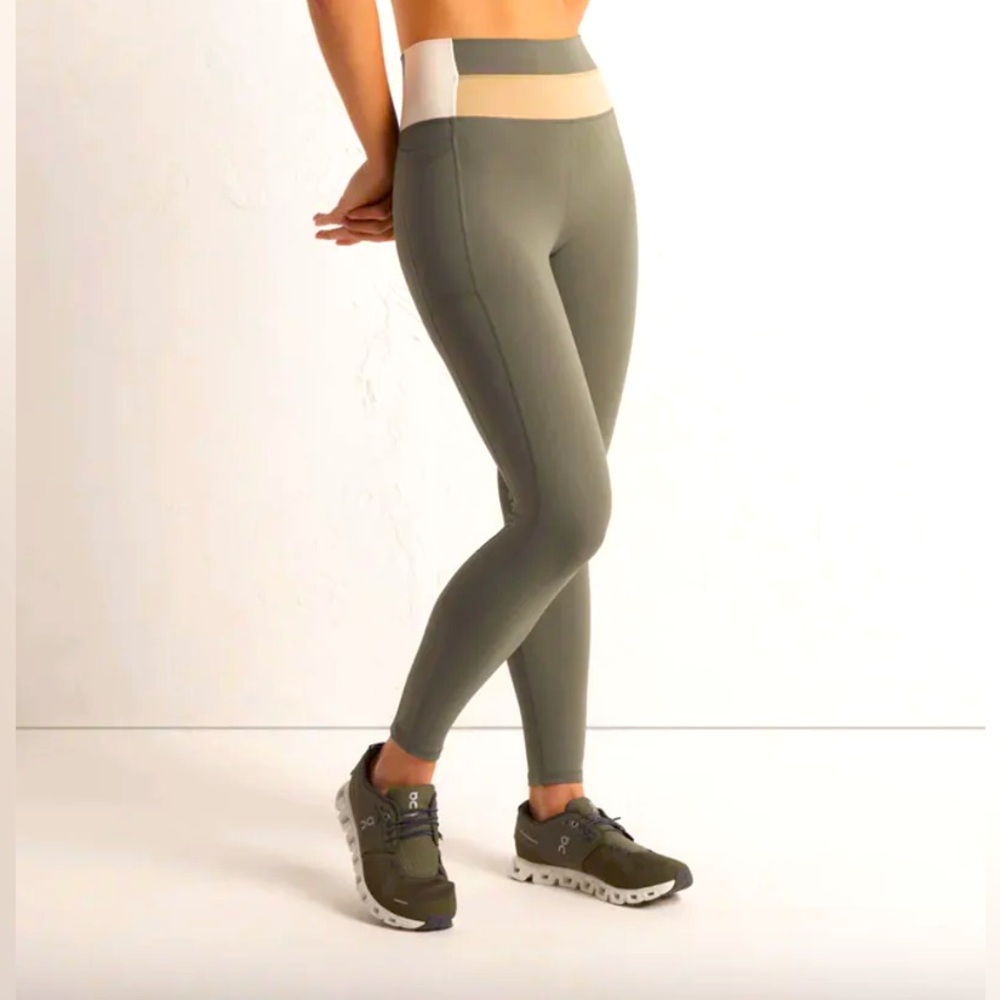 Z Supply Side Barre 7/8 Legging NWT size Large.